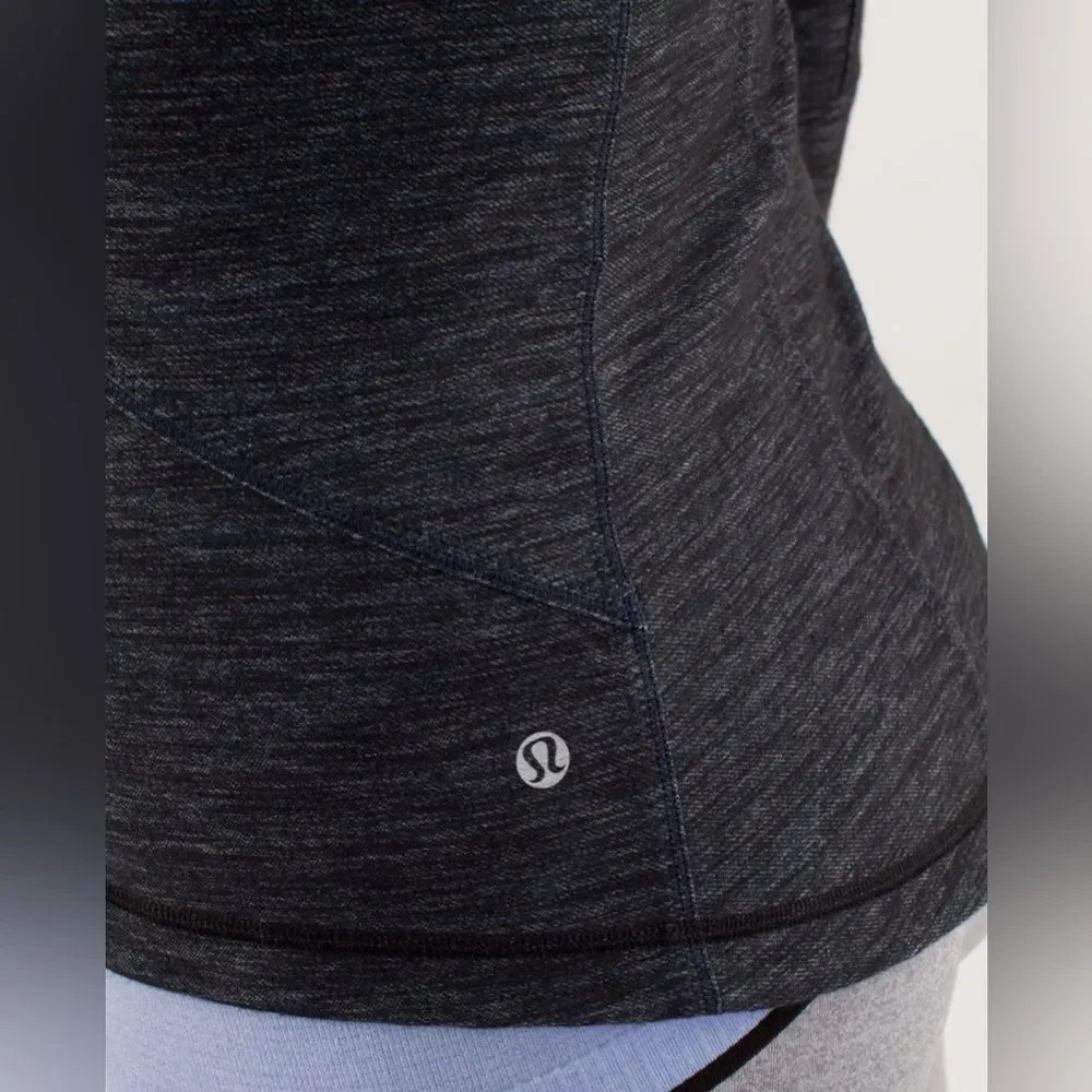 EUC Lululemon Forme Jacket in Reversible Slub Denim Inkwell / Inkwell
